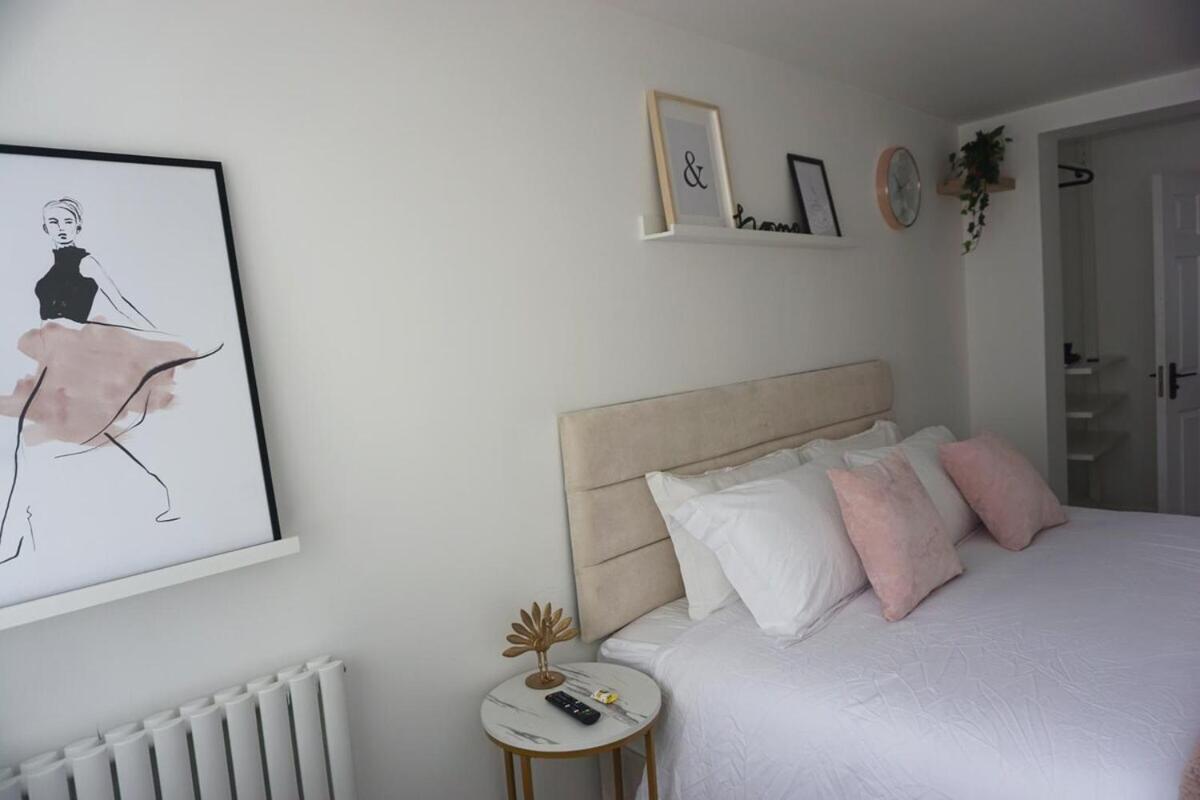 Amica Guesthouse Belfast Habitación foto